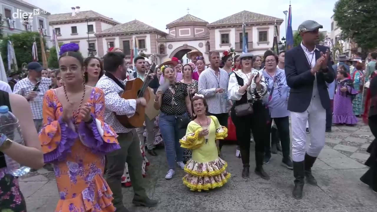 2ª PARTE ENTRADA COFRADIAS FILIALES VIERNES DE ROMERIA ANDÚJAR 28 04 23