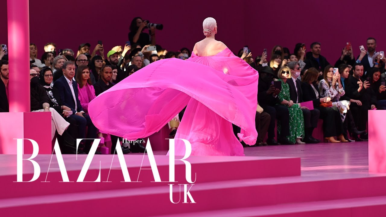 女性情報誌 Harper's BAZAAR UK Dec 2022/Jan 2023 Harper's Bazaar UK December 2022/January 2023 Covers (Harper's