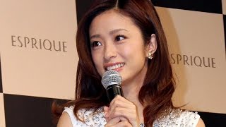上戸彩、新体験エピソードを披露　「エスプリーク」新商品CM発表会(2)