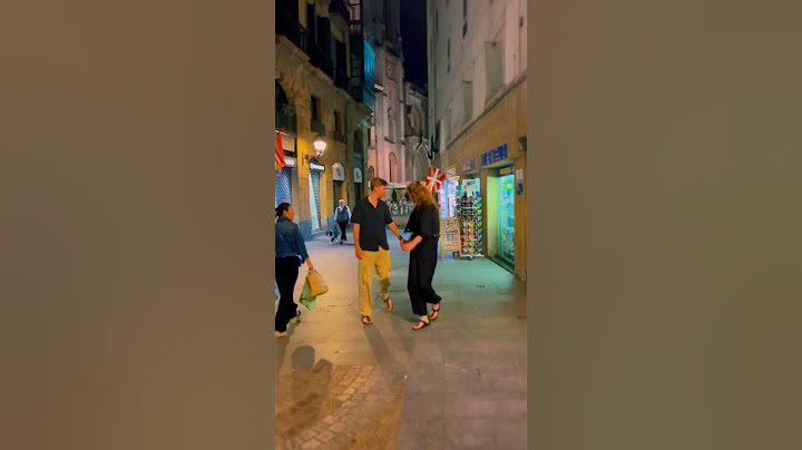 A night in Bilbao of the Basque country, Spain. #traveleurope #basquecountry #bilbao #nightlife