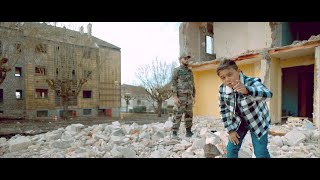 Kamil feat Wiss - Ne t'en va pas - ( Clip officiel )