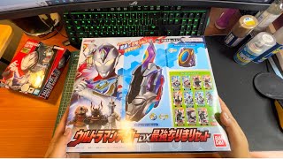 Unboxing Ultraman Decker Ultra D Flasher DX Narikiri Set screenshot 4