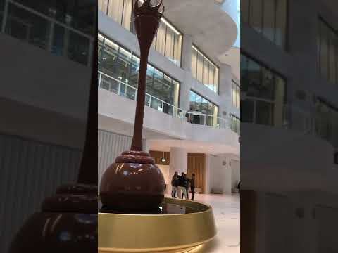 Lindt Home of