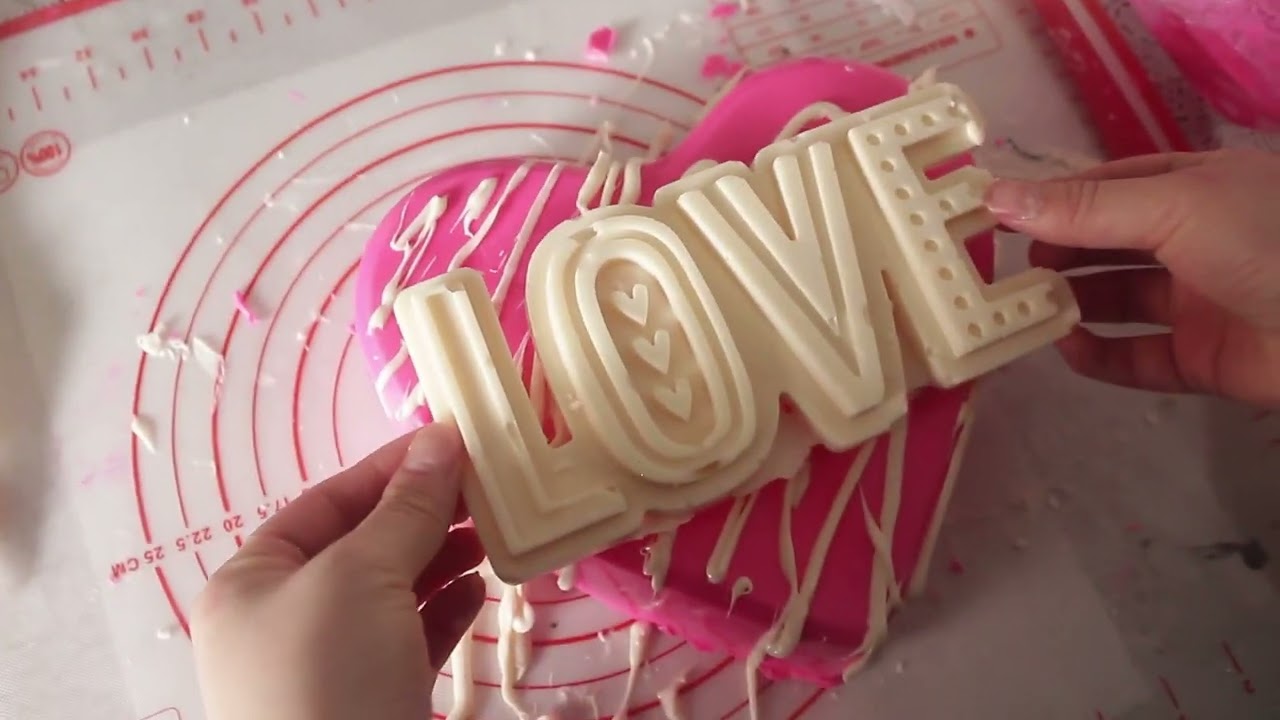 Valentine's Day Edition - Smashable Heart