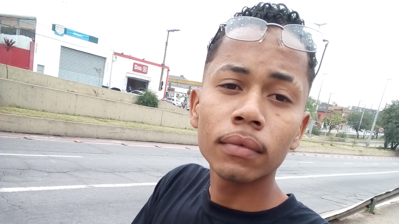 Venha me ver jogar no FZ9 no Omlet Arcade👌 "feliz dia da criança"