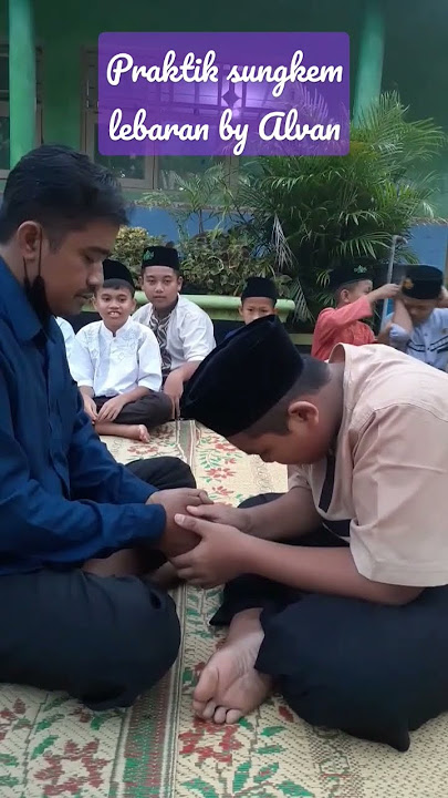 Praktik sungkem Bahasa Jawa oleh Alvan || Sungkem lebaran || Sungkem Idul Fitri #shorts