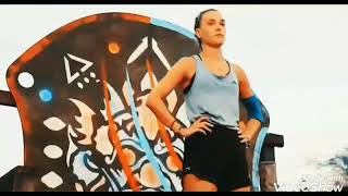 Şu Şarkıyla Sude Çok Yakışmış,