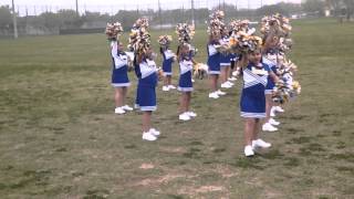 Araceli first cheerleader performance .