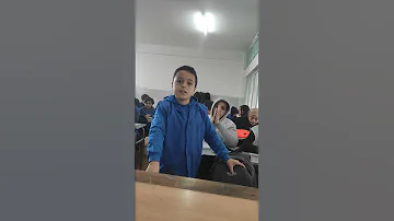 التلميذ ادم عتيق السنة ثانية متوسط كيف تتغير سرعة جسم 