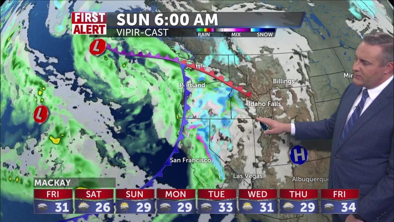 Scattered rain and snow showers Thursday night and Friday morning - YouTube