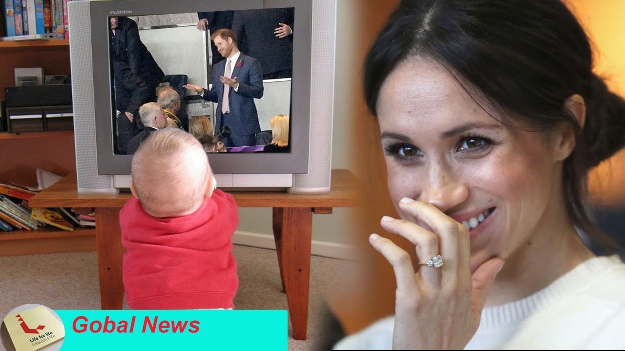 Picture Archie Excited To See His Father Watching The Rugby Final On TV picture-archie-excited-to-see-his-father-watching-the-rugby-final-on-tv