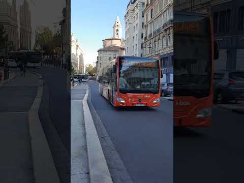 passage d'un Mercedes citaro c2 sur la ligne 31 à pleine vitesse