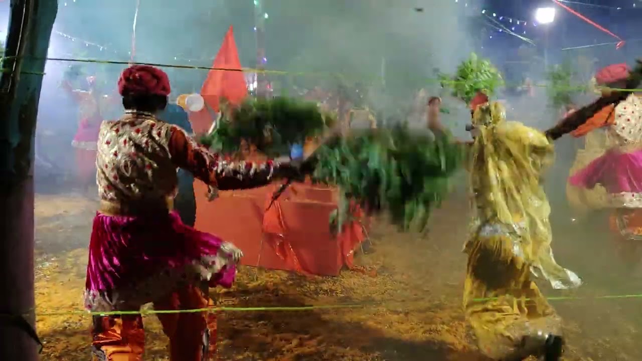 रजवाड़ी गरबा मंडल थिगली बलखड में बहुत शानदार प्रस्तुति बाप है हम सबके अलग जलवा हिन्दू धर्म श्री राम