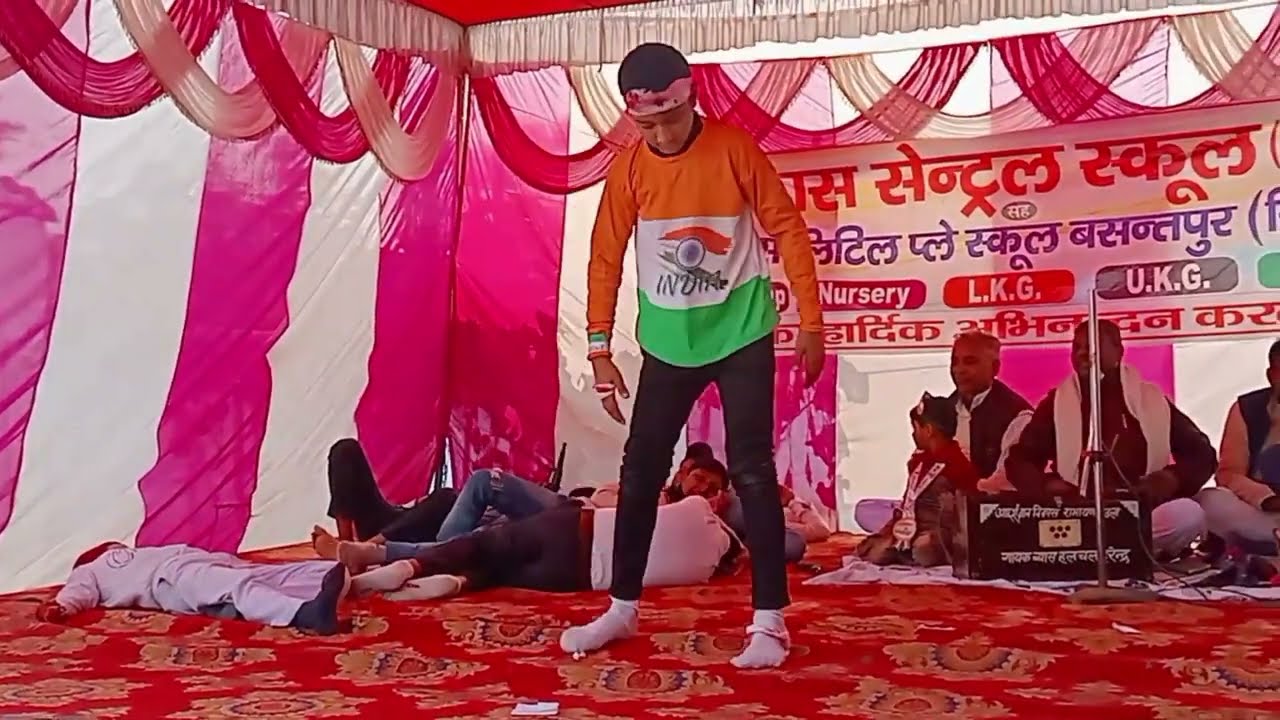 खतरनाक देशभक्ति नाटक ll #natak ll Vikas Central School ll  @VCSBASANTPUR#students #viralvideo