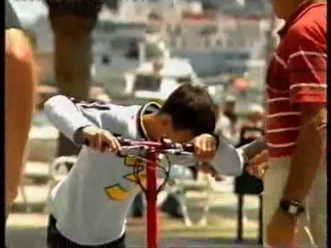 skrivena kamera po ure torture- Kike romobil