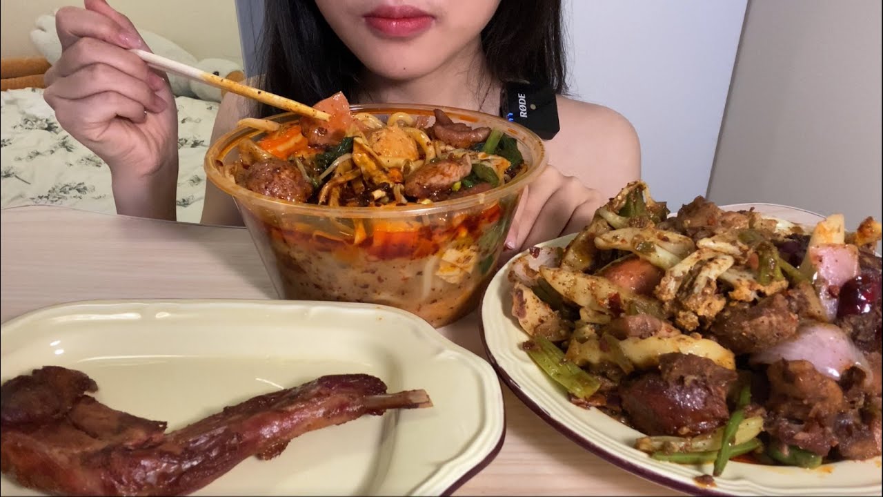 Zhang Liang's Spicy Hotpot｜Spicy Rabbit Legs｜Stir-Fried Duck in Iron Plates
