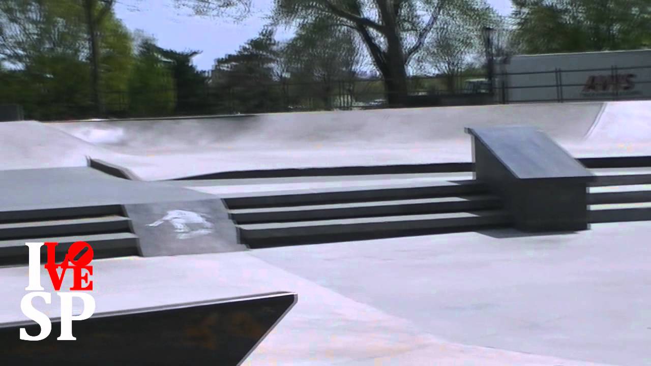 Maloof Skatepark - Queens - NY