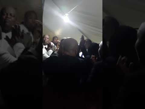 AMABANDLA AHLANGENE AKWAMPUMUZA @khulefresh1512