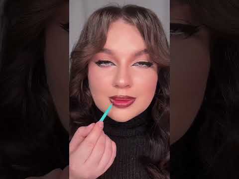 Идеальные красные губы