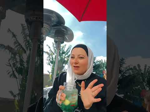 ببقي قاعد في امان الله وفجأه اقول احنا هنعيش كام مره و اقوم صارف كل الفلوس ال معايا