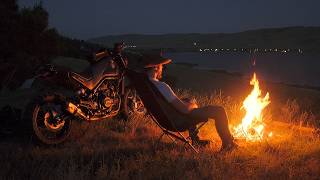 A Quiet Night Beside My Motorcycle screenshot 2