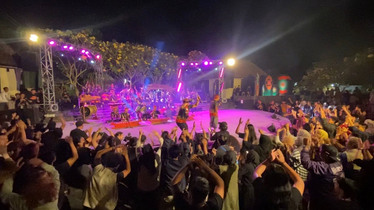 Aksi musik daul PHUSER BHUMIH Pamekasan live yogyakarta gamelan festival (YGF) part4