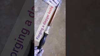 forging a dagger knife from rusty file