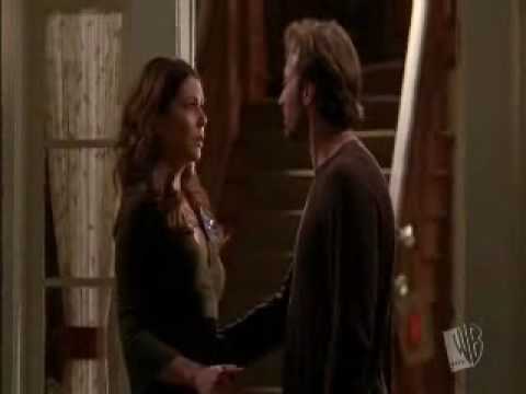 Luke and Lorelai Their First Kiss