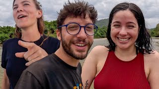 Kolombiyalı Ve Alman Kızlarla Hippi Köyündeyim