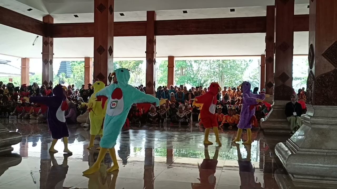 LOMBA CHICKEN DANCE