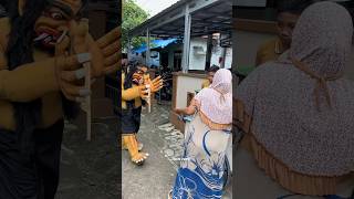 Anakkan Buta Sanga Bantuin Ngipitt Satee