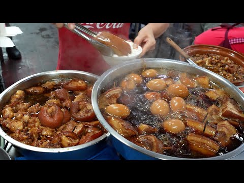 驚人的爌肉山.魯肉海!!台中宵夜人氣王就是這一家-李海魯肉飯/Taiwanese national cuisine - braised pork belly and pork belly rice