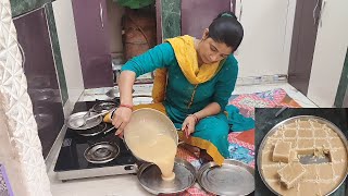 जन्माष्टमी की मिठाइयां बननी हो गयी है शुरू || Mawa Barfi Recipe || Ashu and Arvind Choudhary