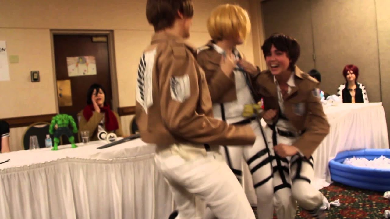 Free! Iwatobi Swim Club and Attack On Titan. Man, these people