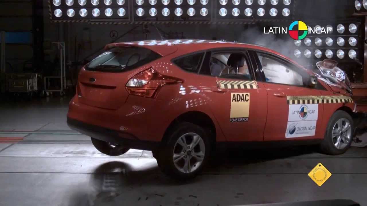 2013 Ford focus crash test #10