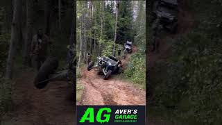 Красиво вылезает из канавы. Покатушки клиентов. #atv #utv #offroad #трэш #aversgarage #quad #brp