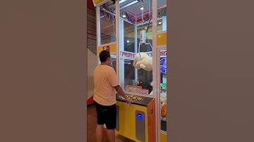 Thumbnail of Main Mesin Capit Boneka Jumbo, Eror Mesinnya!!#shortsyoutube #timezone #mmgshorts #foryou#fypシ゚viral