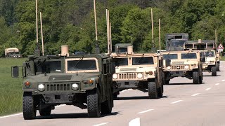 Over a hundred US Army trucks and howitzers travel in convoys through Germany 🇺🇸 🇩🇪