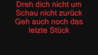 Dreh Dich Nicht Um - Blutengel *Lyrics*