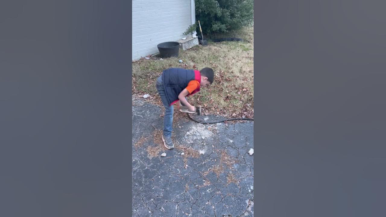 What does a sledgehammer do to concrete? YouTube