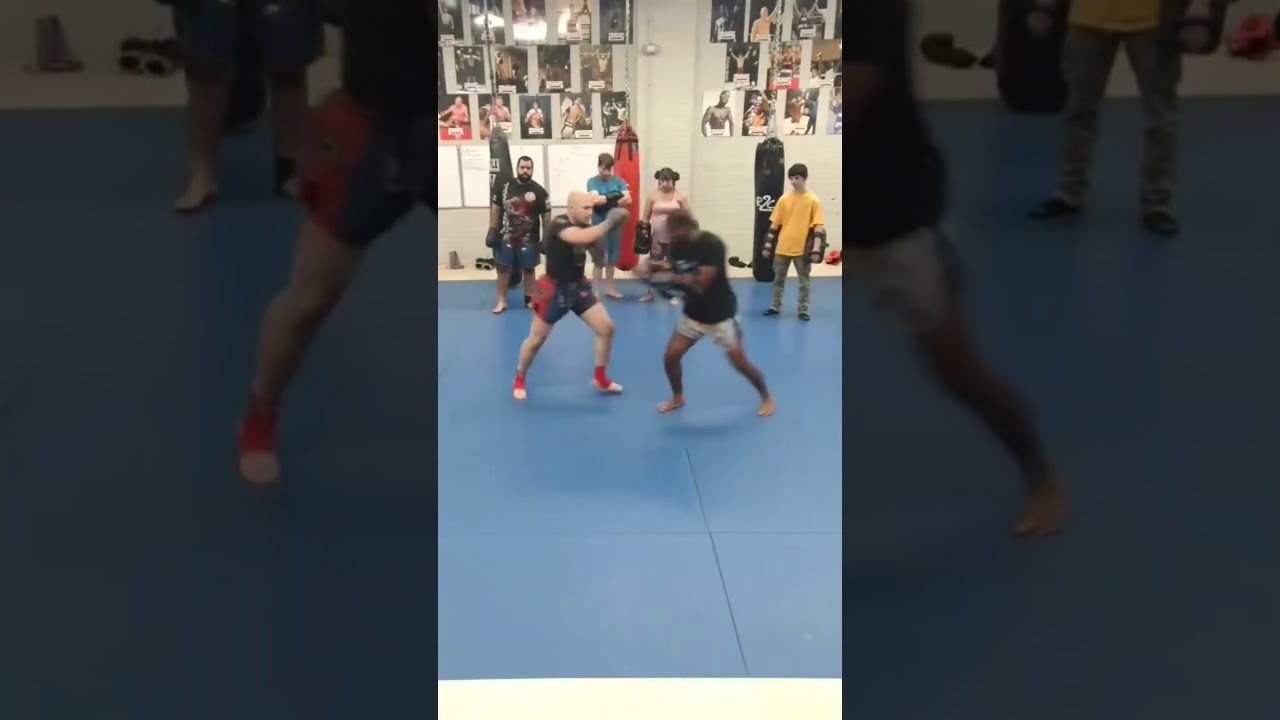 Why this knee combo works every time #MuayThai #Technique