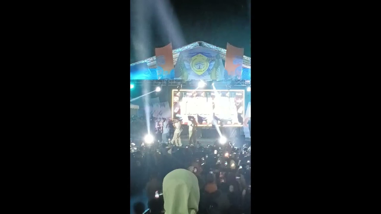 Malam ramah tamah Hut Kota Bau-bau,serunyaa ada tabolabale juan reza ❤