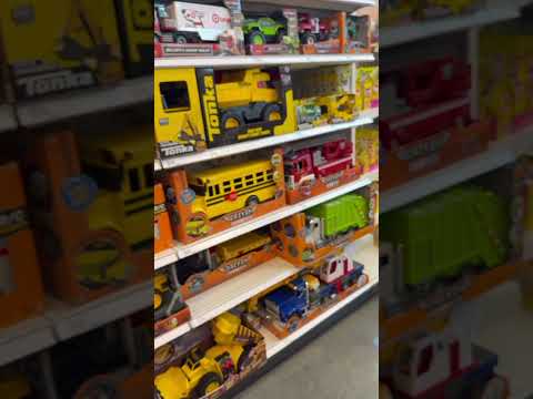 PEACH McINTYRE 🍑 LEAVES LAKEWOOD RANCH PREPARATORY ACADEMY AND GOES SHOPPING 🛍️🛒🛍️ AT TARGET 🎯