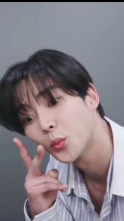 20250722 Post of @Rowoon_cine to IG First Photoism video 🫶#rowoon @ewsbdi ✨🤭🫶🫰💖