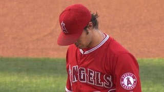 OAK@LAA: Wilson strikes out eight, picks up 4th win