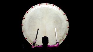 Odaiko drum solo of FRANK Dubberke - taiko drummer - Japanese drumming - O-daiko Trommler