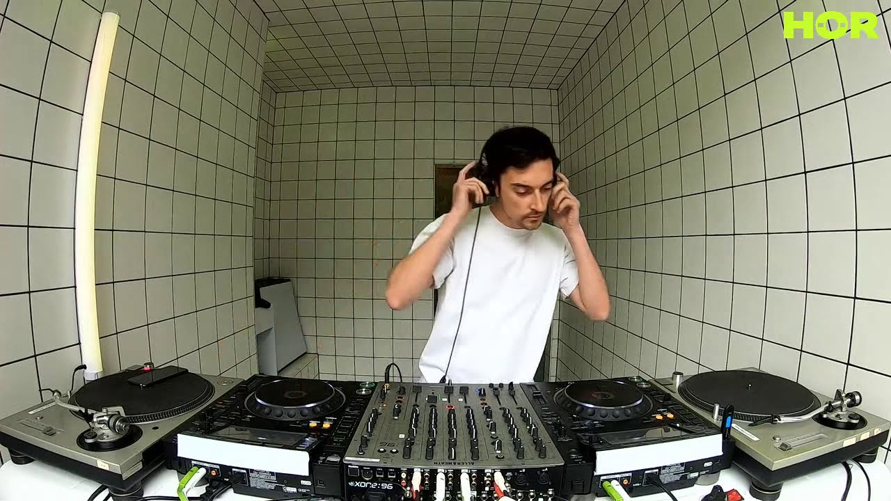 Fever AM - Rhyw / June 19 / 4pm-5pm