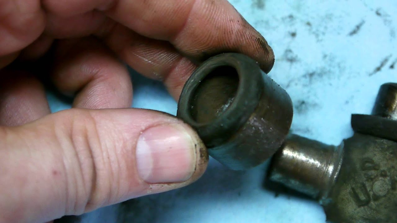 MGB GT driveshaft and Universal Joint 2 YouTube