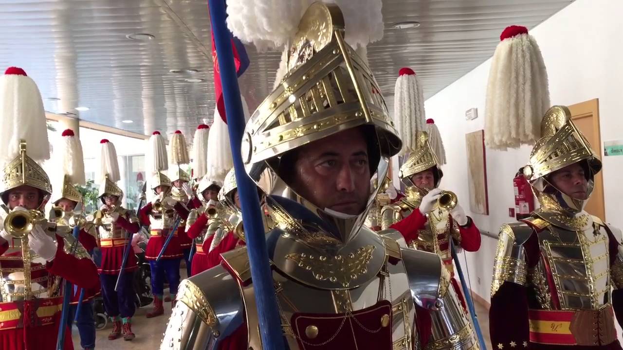 Los Armaos de Almagro visitan la Residencia de Mayores Campo de Calatrava