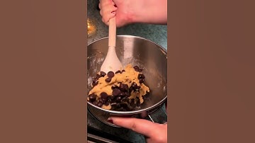 #popmusic #whimsy #whimsical #cookies #baking #bakinglove